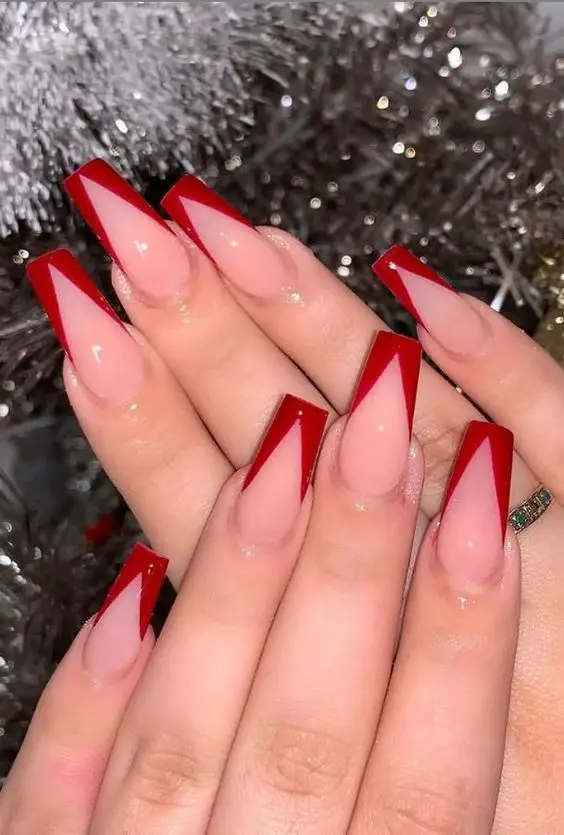 Inspiração de nails compridas com francesinhas vermelhas