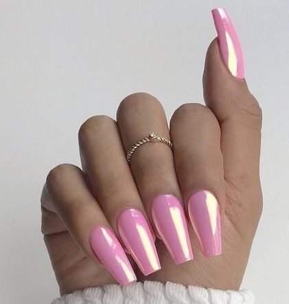 Unhas de gel compridas rosa claro