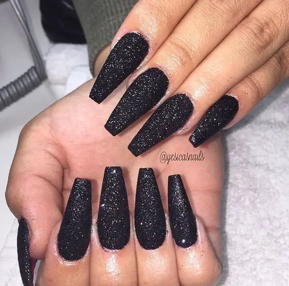 unhas decoradas puro glitter preto