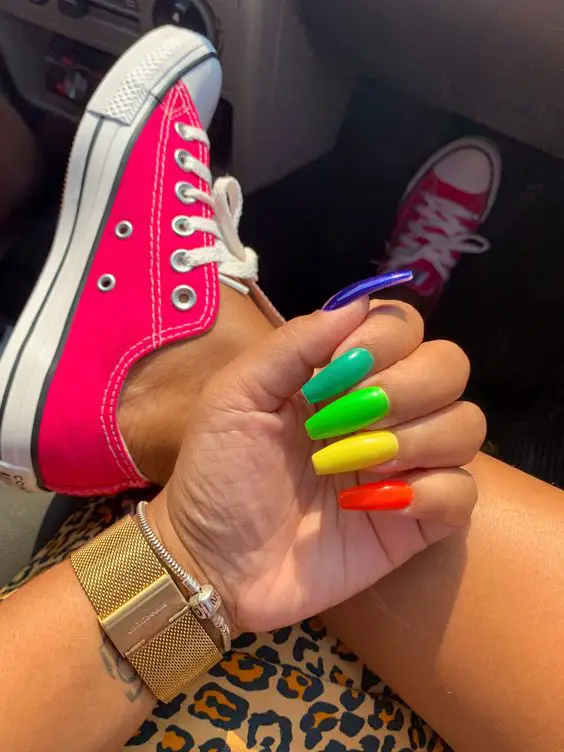 unhas decoradas de vsco girls