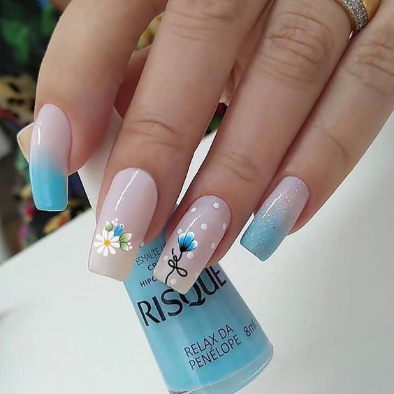 unhas degrade decoradas com flores