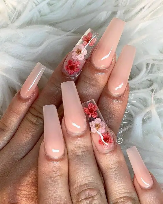 Featured image of post Unhas Decoradas Com Flores Secas Unhas f ceis de fazer sozinha