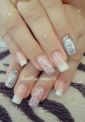 Pin de Universo_BabyGirl em Unhas 💅🏻  Unhas decoradas, Unhas, Unhas  encapsuladas