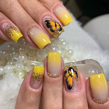 Pin de Universo_BabyGirl em Unhas 💅🏻  Unhas decoradas, Unhas, Unhas  encapsuladas