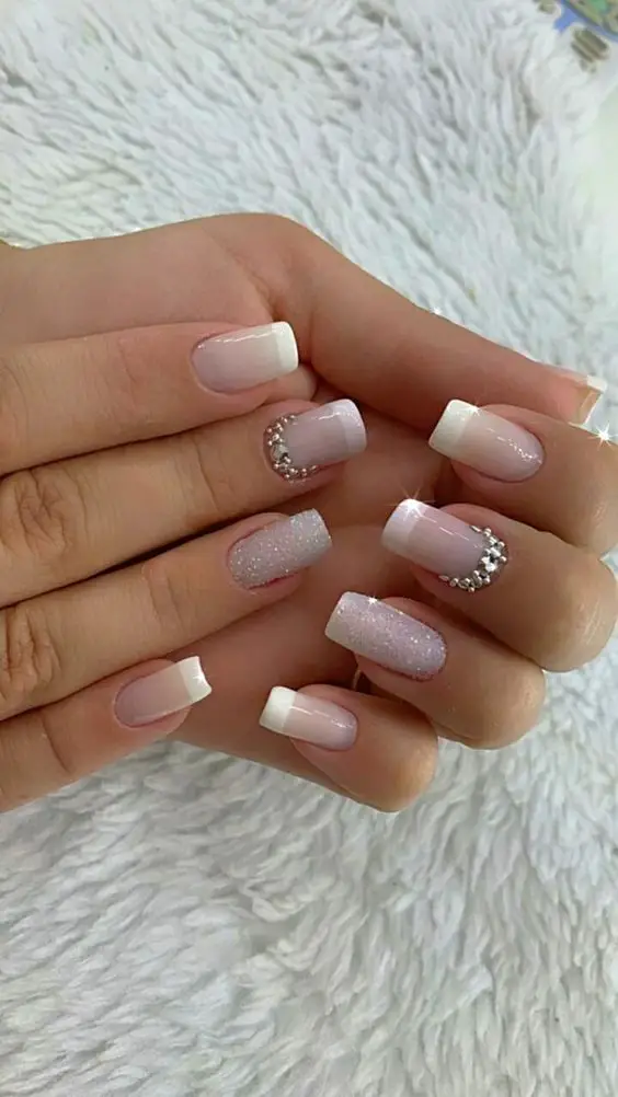 Ideia de unhas para noivas