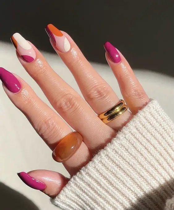 unhas decoradas em gel para o verão 2022