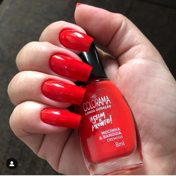 Unhas red para o carnaval 2022