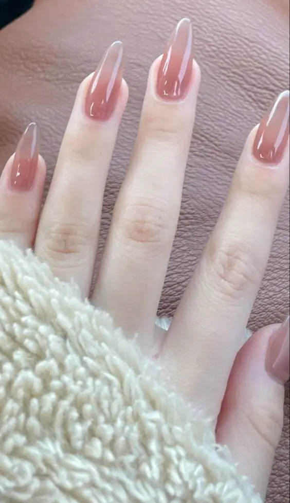 Jelly nails nude