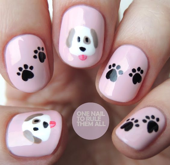Modelo de unhas decoradas rosa com cachorrinho