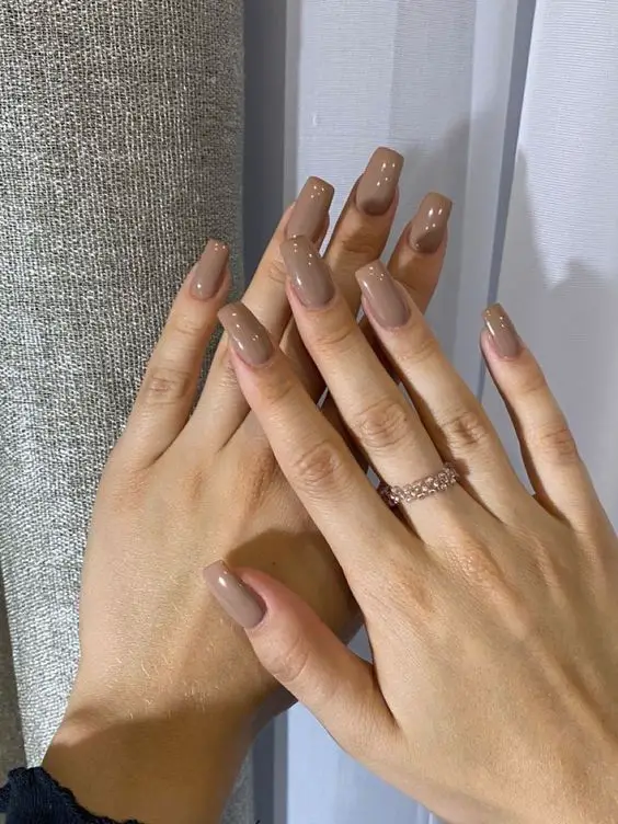 Demonstração unhas nude para o inverno