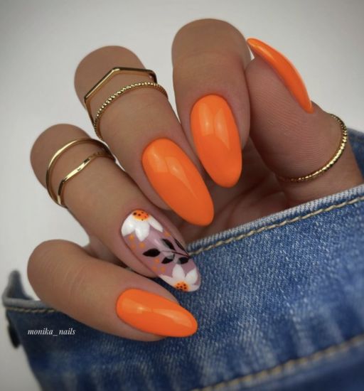 Lindas unhas decoradas 2023 compridas laranja com filha única floral