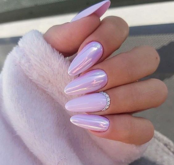 Modelo de Unhas Decoradas Verão 2023 cintilantes rosa