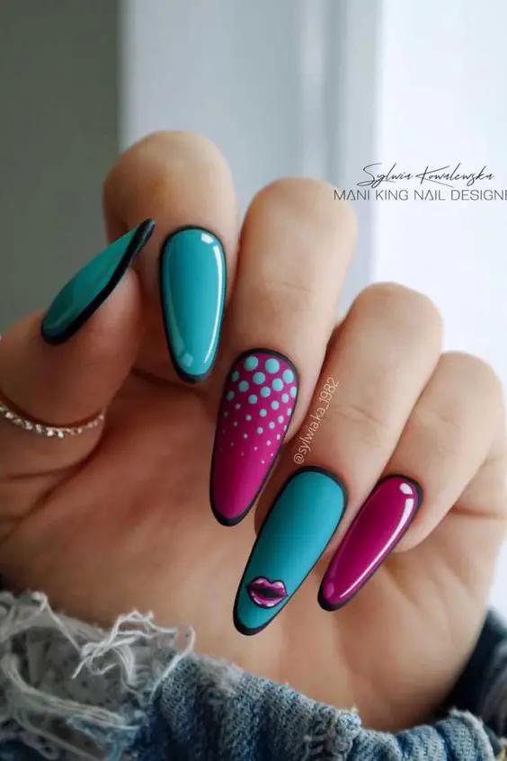 Fotos de cartoon nails