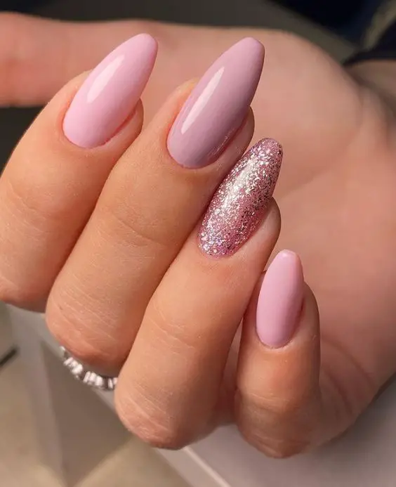 Lindas Unhas decoradas com glitter  rosa