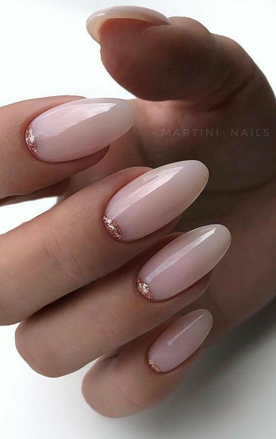 lindas unhas minimalistas em gel fácil de fazer