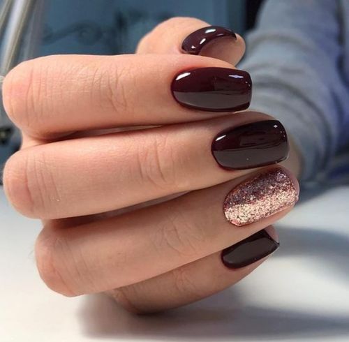 Inspiração de unhas cor vinho om filha única brilhante